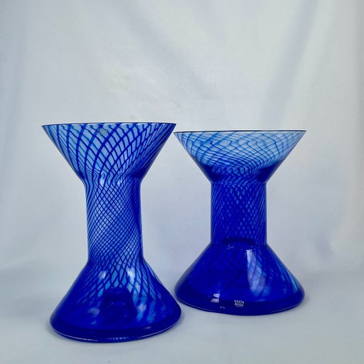 Paire de vases « Zoom » bleu cobalt Bertil Vallien pour Kosta Boda, Suède 1970