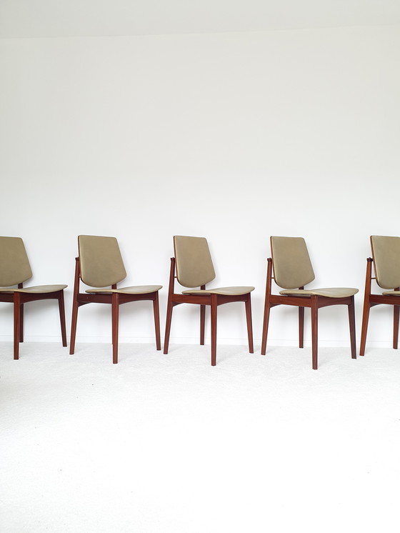Image 1 of 5 vintage Arne Hovmand Olsen stoelen