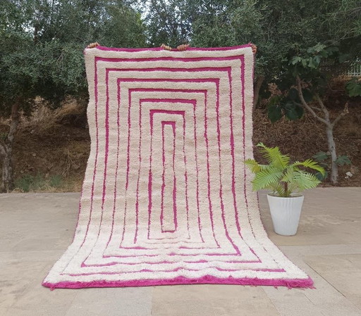 Auténtica alfombra bereber Beni Ourain hecha a mano, 140 x 260 cm.