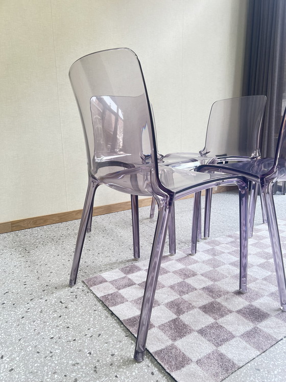 Image 1 of Juego de 4 sillas Casprini de plexiglás morado modelo Tiffany