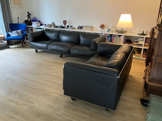 Image 1 of Poltrona Frau Twice, gruppo di sedute in pelle nera e cromo