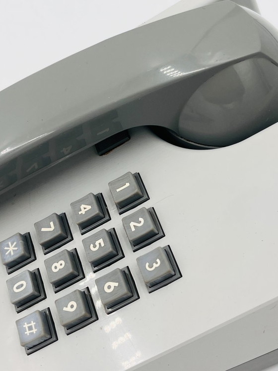 Image 1 of 80s Belgian telephone