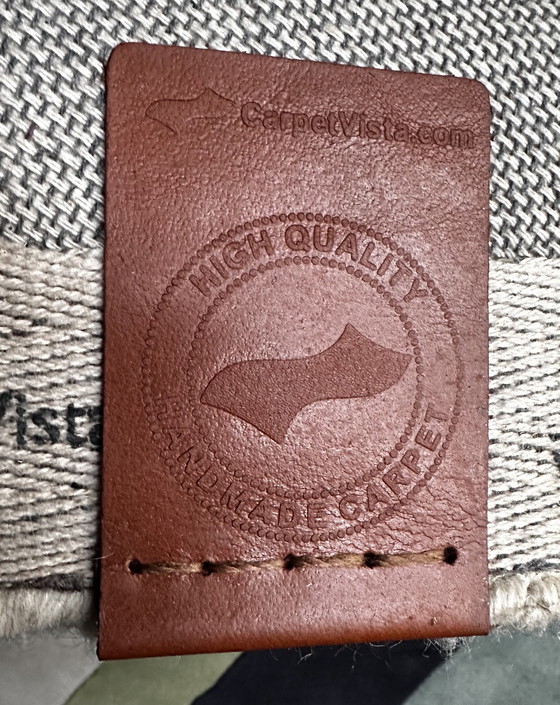 Image 1 of Want carpet