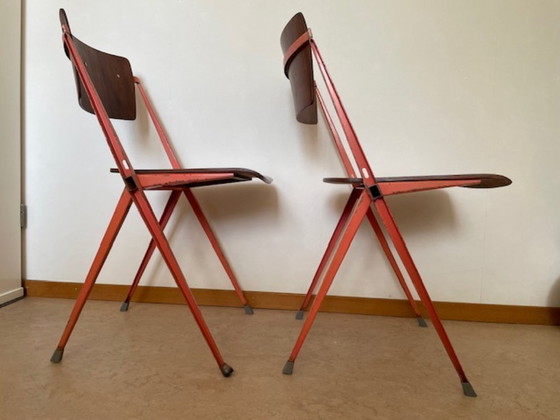 Image 1 of Pyramidestoelen, Wim Rietveld