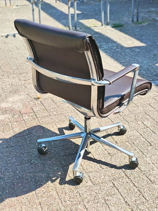 7x Una Chair van ICF Italy (leder, korte rug, wieltjes)
