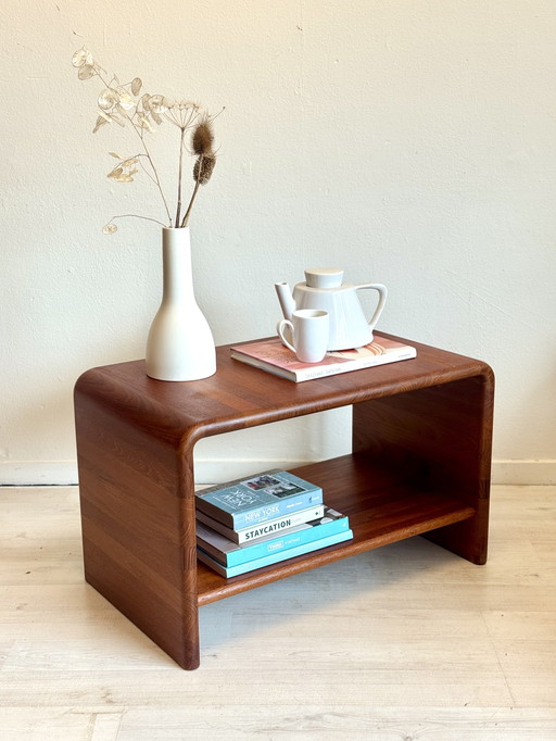 Vintage Deens salontafeltje / sidetable teak jaren ‘60