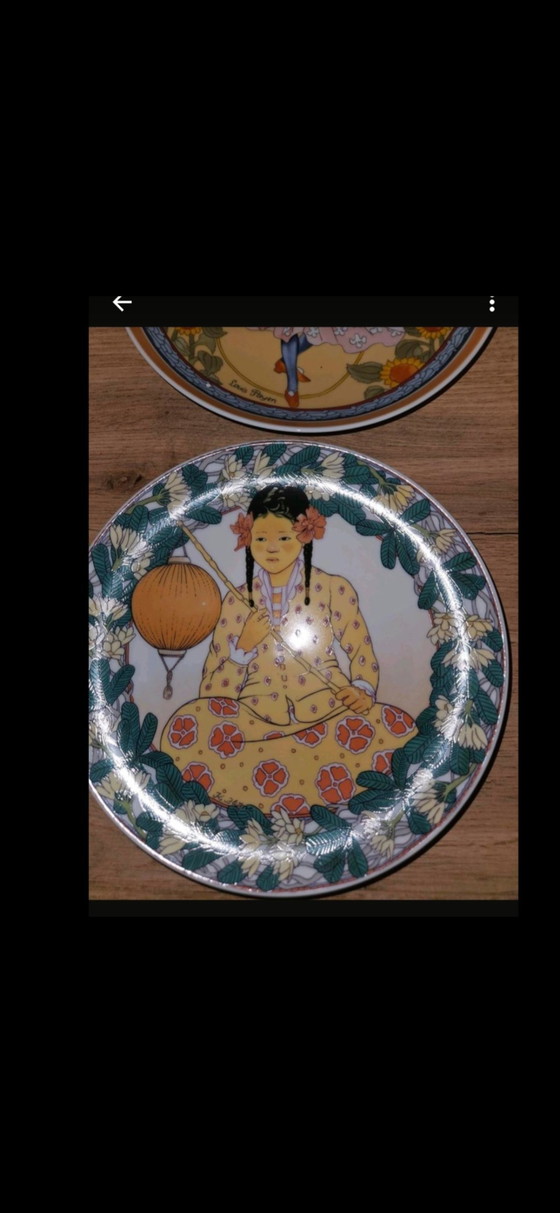 Image 1 of Villeroy und Boch Heinrich Porzellan Teller, Kinder der Welt UNICEF 