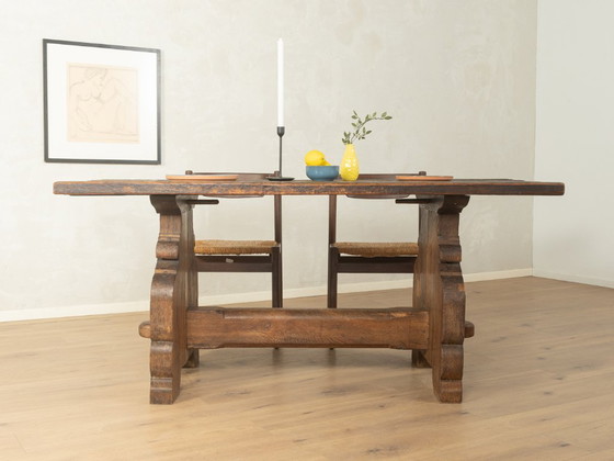 Brutalist solid wood table, 1970s – Dining tables (photo 5 of 8)
