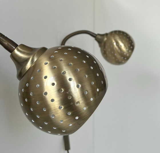 Image 1 of Coppia di applique d'epoca, ottone traforato, Svezia 1960