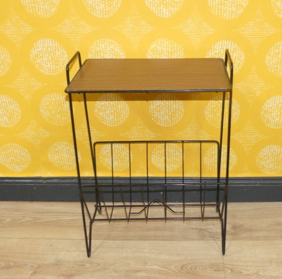 Image 1 of edicola anni '60 in corde, look teak, metallo nero, tavolo per giornali, vintage retrò