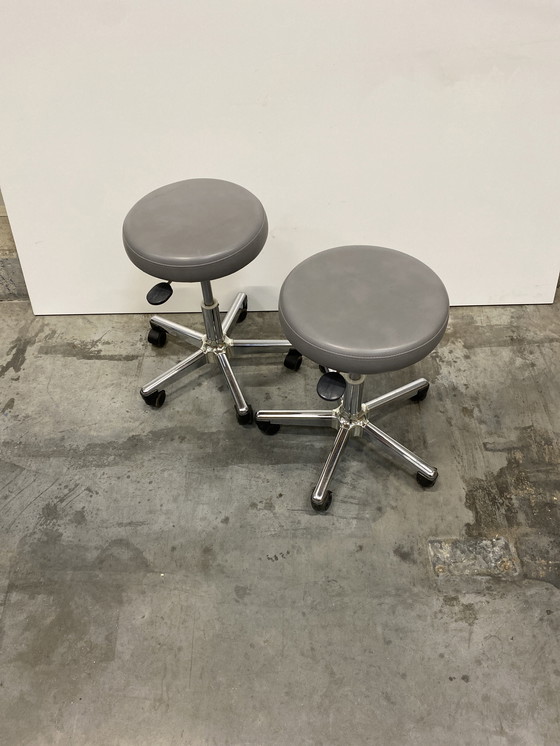 Image 1 of Kruk op wielen - Grijs - 2 pièces