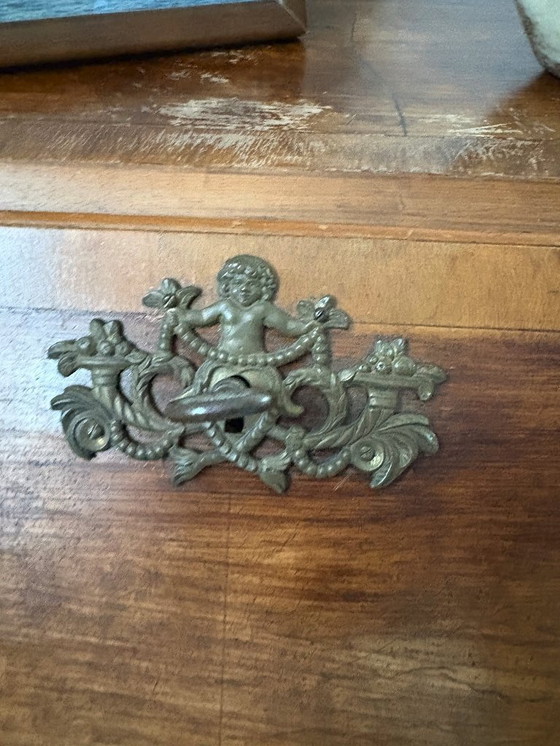 Image 1 of Secrétaire de cabinet ancien en forme de bombe ou de ventre