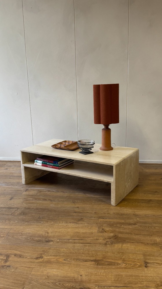 Image 1 of Tavolino da caffè rettangolare in travertino