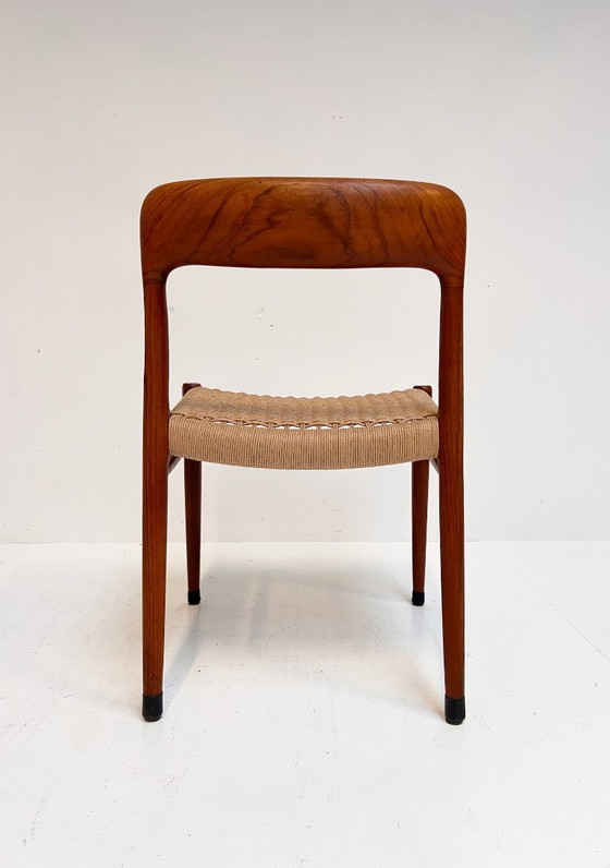 Image 1 of Gereviseerde set van 4 model 75 stoelen van Niels Møller, 1960's