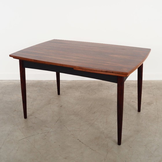 Image 1 of Table en bois de rose, design danois, années 1970, production : Danemark