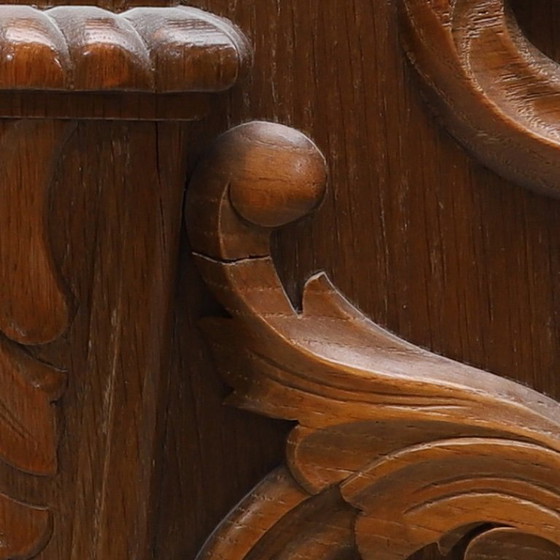 Image 1 of Monumentale sala da pranzo neobarocca da 11 pezzi: capolavoro in rovere del XX secolo