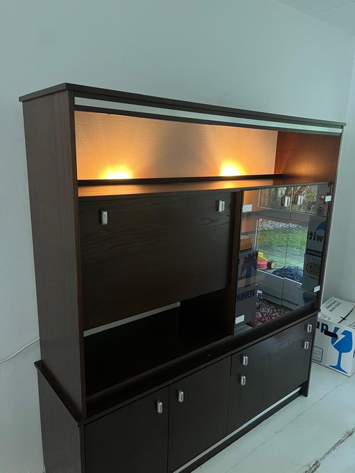 Vintage-Holzschrank