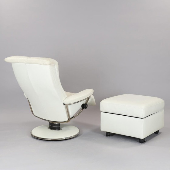 Image 1 of Stressless / Ekornes Recliner Armchair with Footstool, Norway, 2000s  For sale: a comfortable Stressless recliner armchair