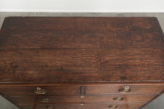 Beautiful Large Colorful English 18th Century Chest of Drawers/Commode with a Beautiful Patina – Wood (photo 7 of 13)