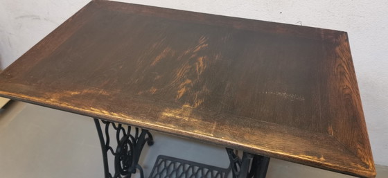 Image 1 of Table d'appoint Singer