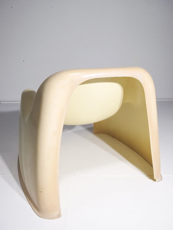 Image 1 of Artemide Toga Chair 2 van Sergio Mazza / Gebroken wit / Patent aangevraagd