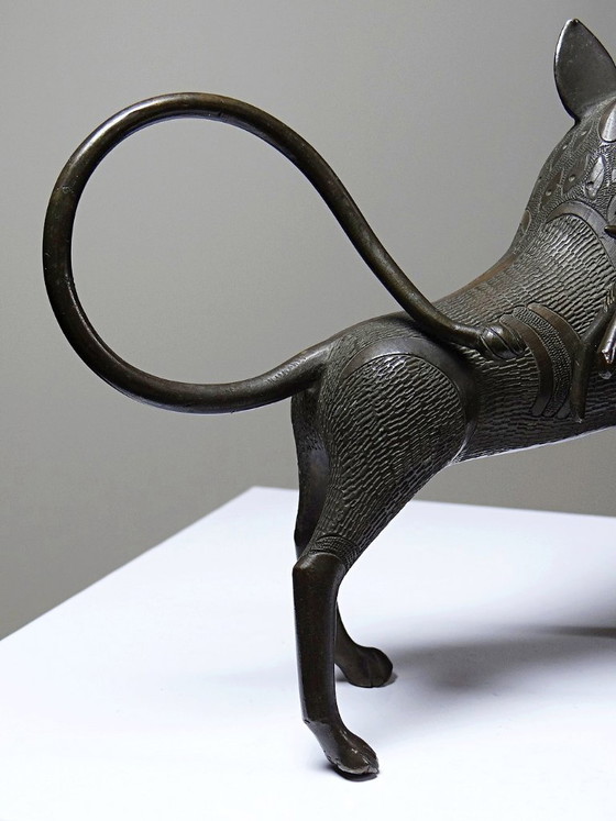Image 1 of Leone di bronzo, iena, bestia del Benin Dahomey Cotonou vintage/antico