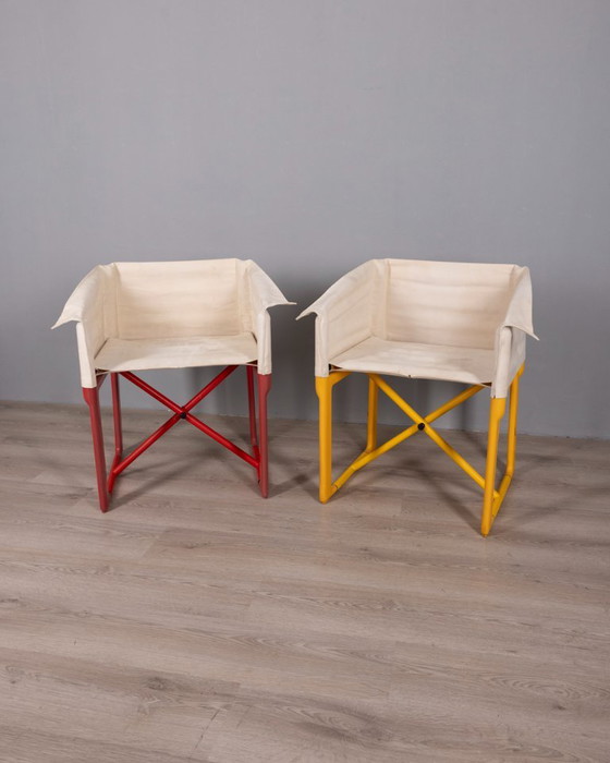 Par de sillas plegables modelo 4820 de Masayuki Matsukaze para Kartell, década de 1970. – Plastic (photo 2 of 17)