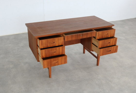 Image 1 of Scrivania vintage in teak