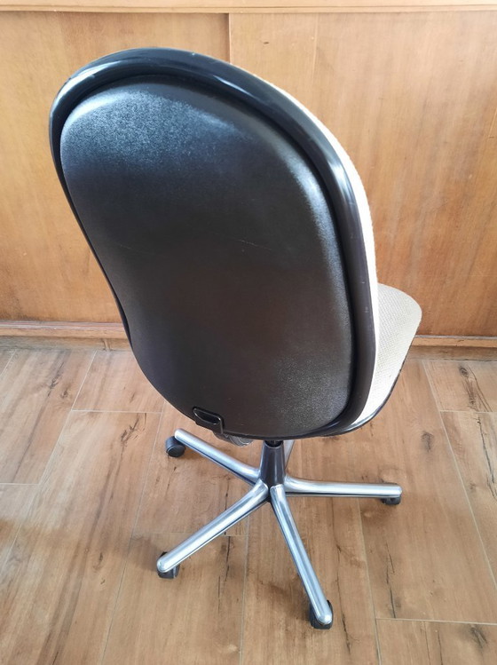 Image 1 of Chaise de bureau Giroflex – modèle 8026 – conçue par Martin Stoll