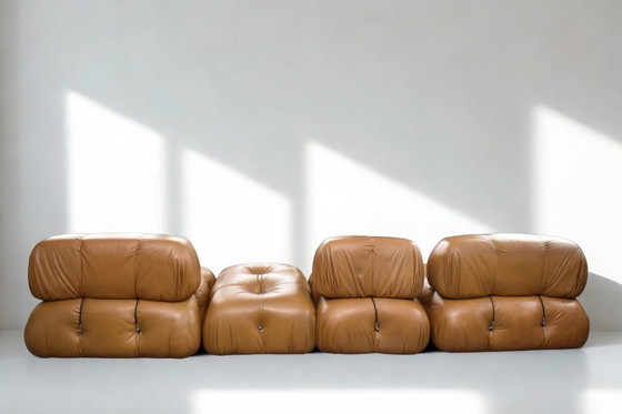 Image 1 of Sofá y reposapiés de diseño modular Camaleonda exclusivo de C&B Italia