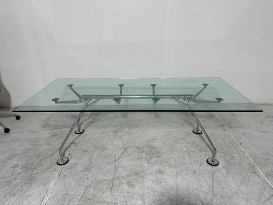 Tecno Nomos — design Sir Norman Foster, 1986 – Dining tables, Glass, Metal (photo 2 of 11)