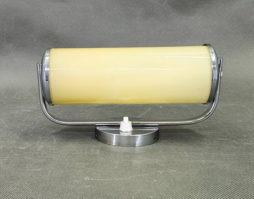 Tsjechische art-deco wandlamp van opaalglas, jaren 1930