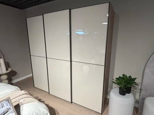 Armario de puertas correderas Wiemann Phoenix