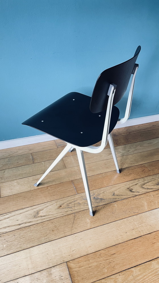 Image 1 of Résultat de la chaise Ahrend vintage