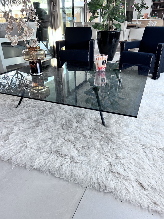 Image 1 of Coffee table Beek 140x140 glass