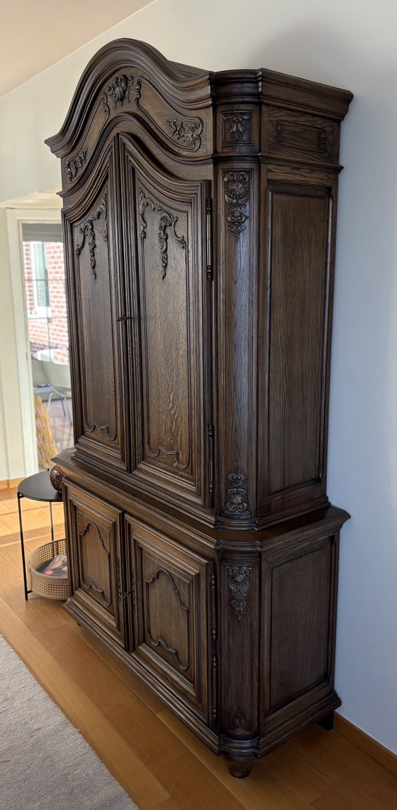 Image 1 of Zona pranzo con armadio e credenza