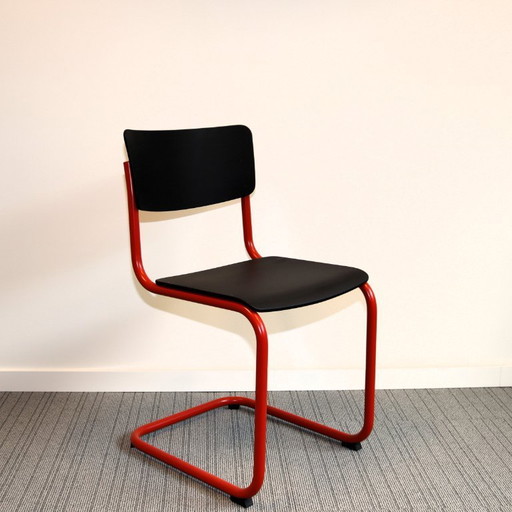Thonet stoel s 43 Mart Stam - unieke combinatie