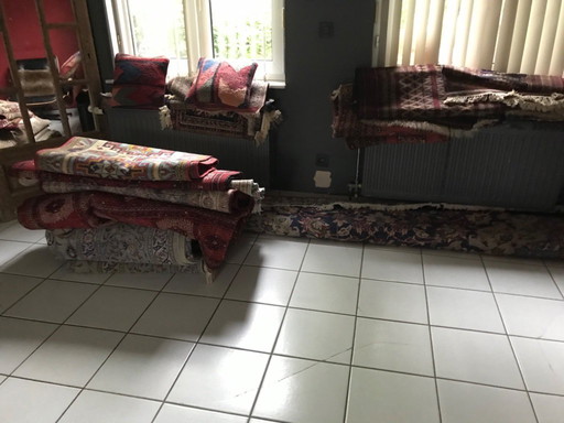 Lot oosterse tapijten te koop;alle afmetingen; bieden en zelf ophalen in Diest belgië