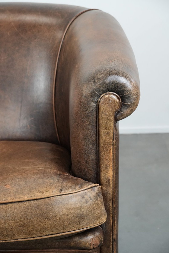 Image 1 of Vintage 2 zits bank gemaakt van cognac kleurig schapenleer in Engelse stijl