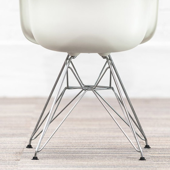 Image 1 of Vitra Eames Plastic Armchair Dar Club Chair