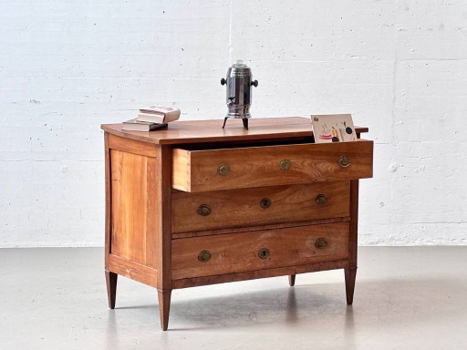Antike klassizistische Kommode mit drei Schubladen, frühes 20. Jahrhundert – ladekasten, Wood, Vintage (photo 2 of 16)