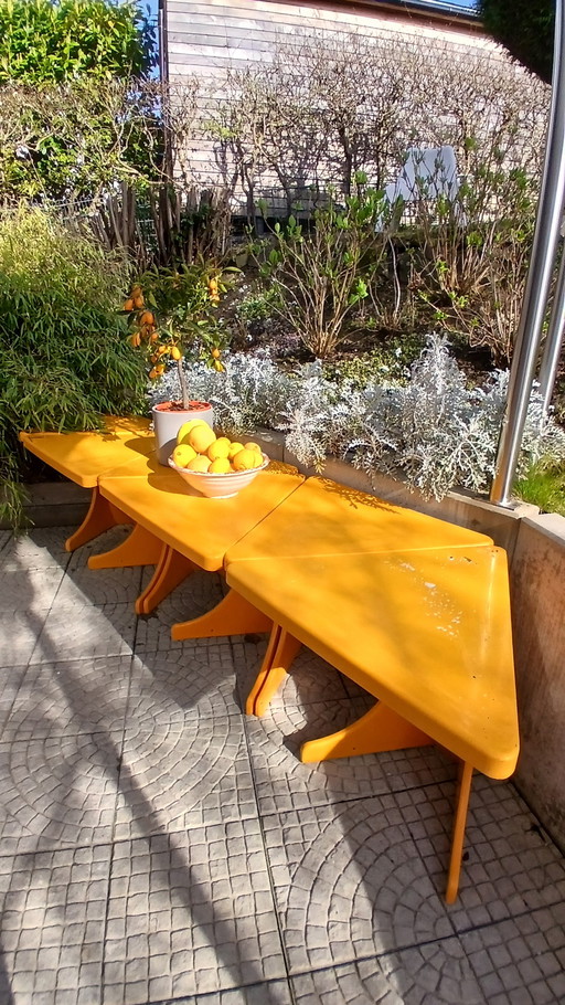 Mesa triangular /Peter Ghyczy/ Vintage