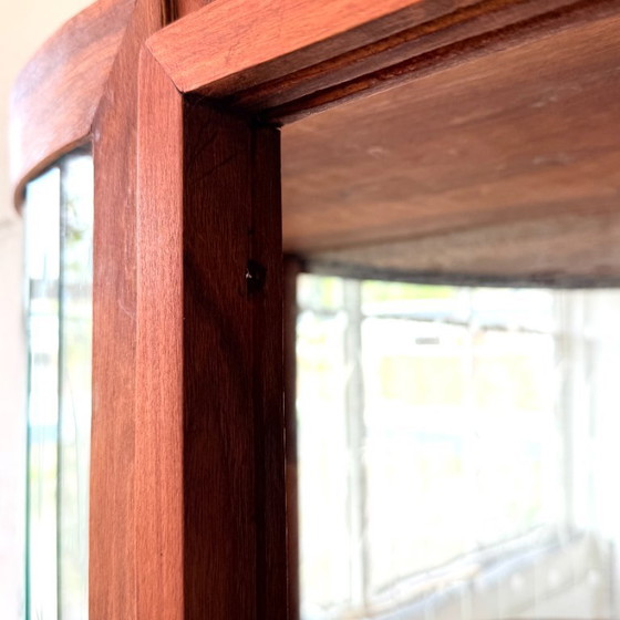 Image 1 of Art-deco stijl hangvitrine met bloemgravure