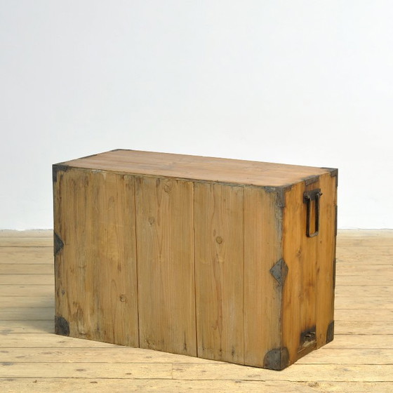Japanese Tansu chest of drawers, circa 1870, Iron, Wood, Black (photo 12 of 12)