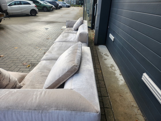 Image 1 of Divano lounge Michel Club di B&B Italia in velluto