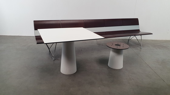 Image 1 of Moooi mesa contenedor + pie extra bajo blanco clásico diseño holandés mesa de jardín exterior/interior marcel wanders