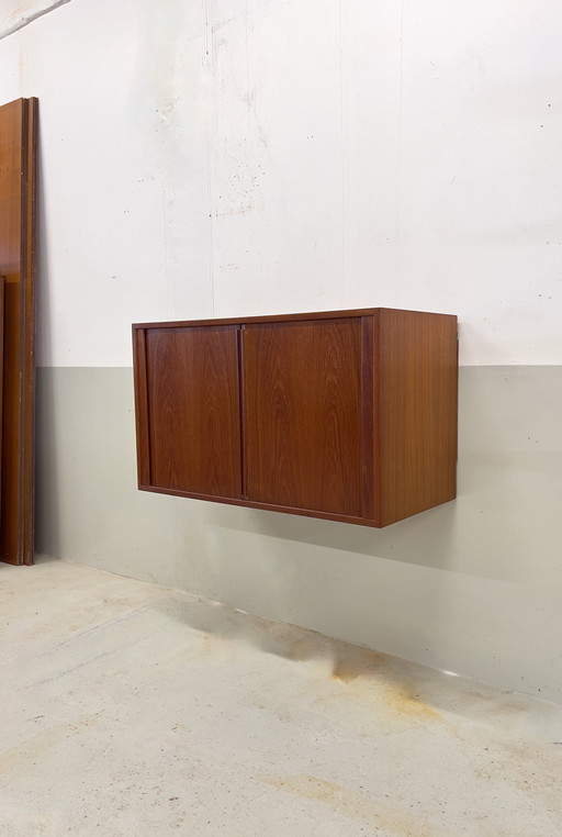 Armoire à portes tambour en teck par Kai Kristiansen pour Feldballes