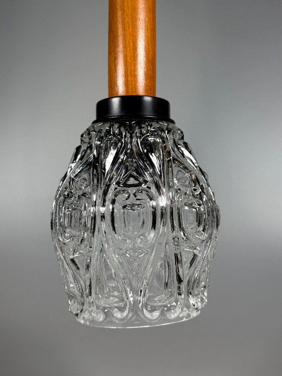 Plafondlamp/hanglamp uit de jaren 60/70 van teakhout en glas, design in de stijl van de mid-century space (photo 7 of 10)