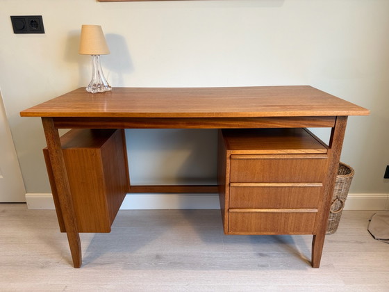 Scrivania vintage in teak, design retrò / mid-century, Scrivanie, Legno, Marrone (foto 3 di 10)