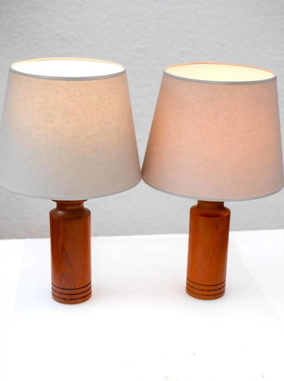 Grandes lampes de table danoises modernes en teck, style milieu du siècle, lot de 2 – Mid Century Modern (photo 10 of 13)